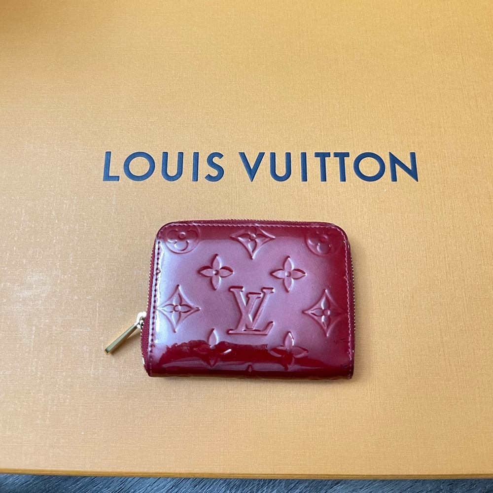 SALE🚨LV ZIPPY WALLET RED-SMALL❤️❤️❤️